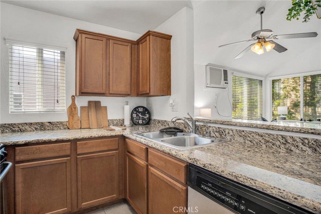 355 N Maple Street 243
