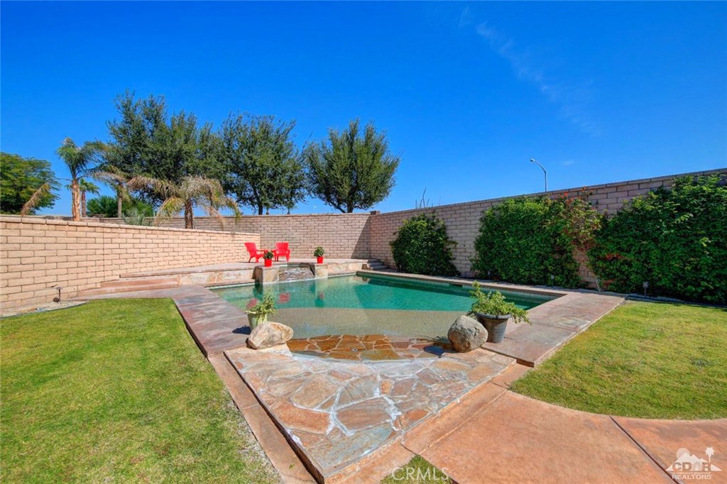 Foxstone - Residential