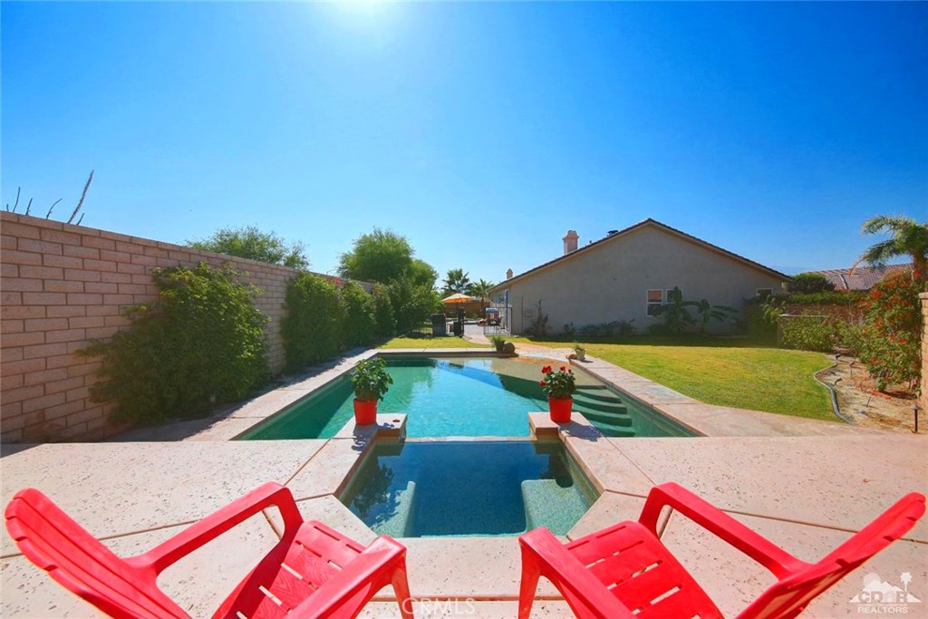 Foxstone - Residential