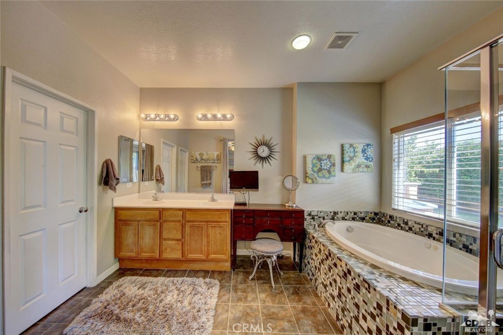 Foxstone - Residential