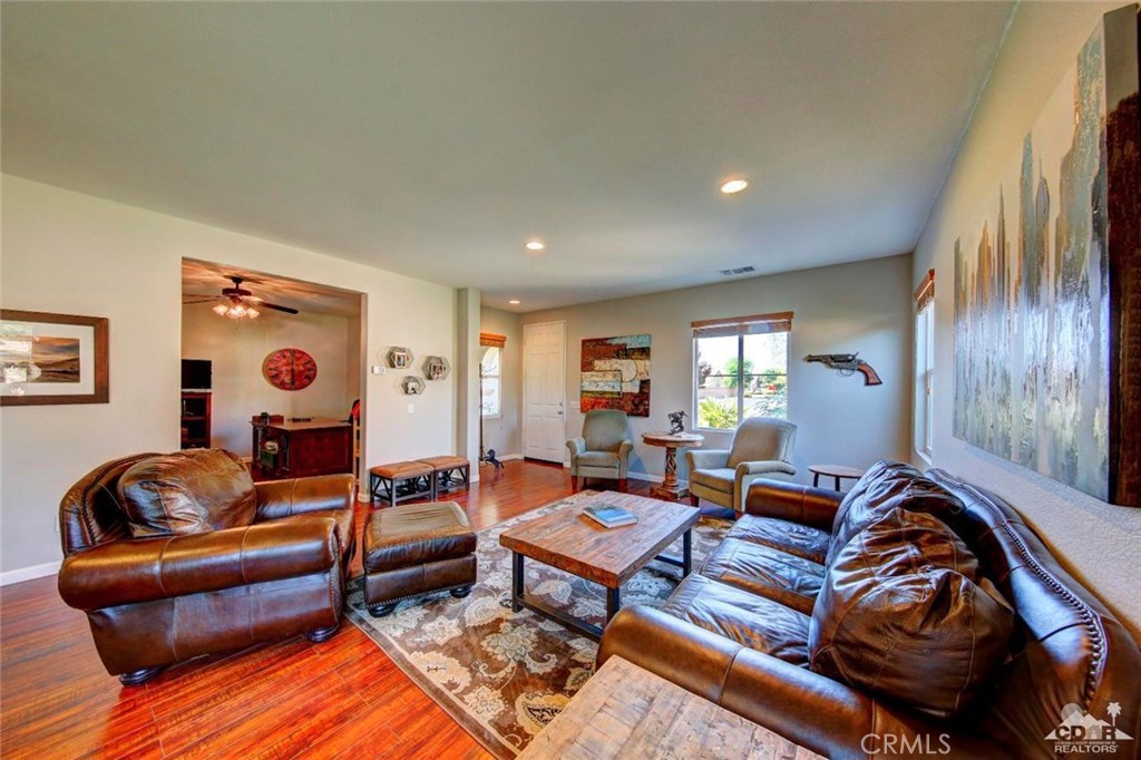 Foxstone - Residential