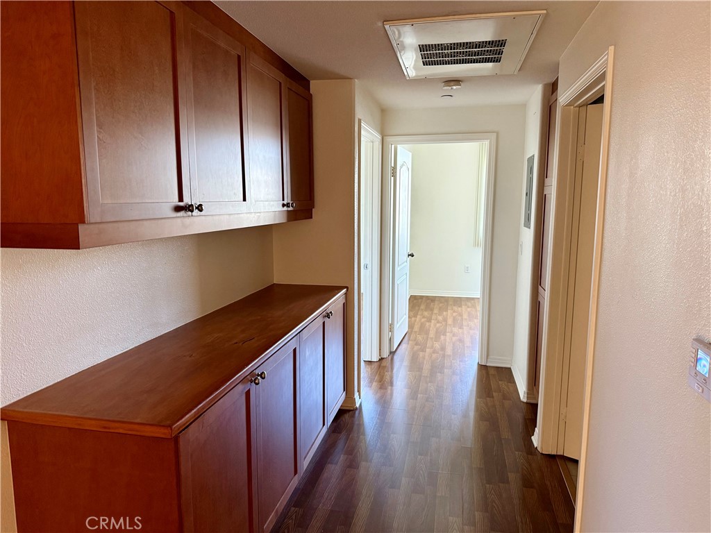 17230 Newhope 211