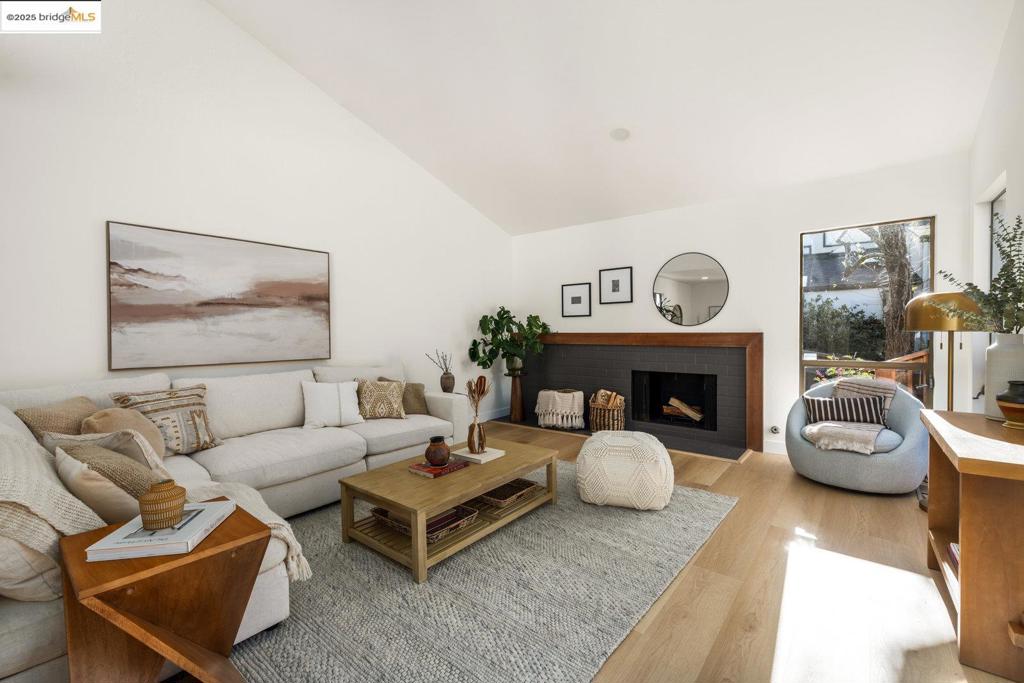 BERKELEY HILLS - Residential