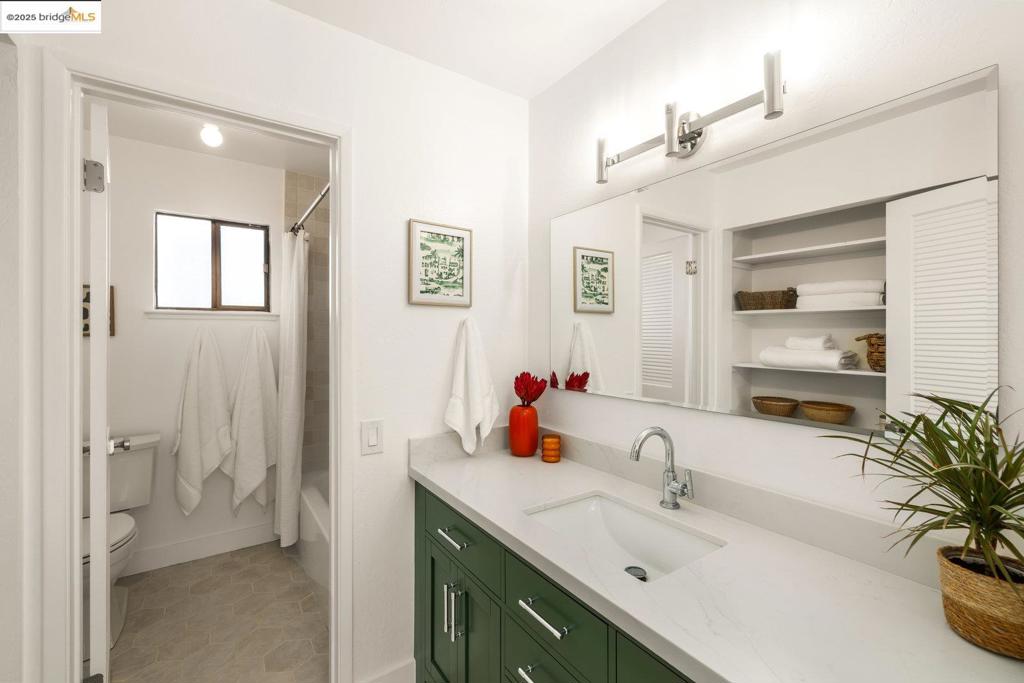 BERKELEY HILLS - Residential