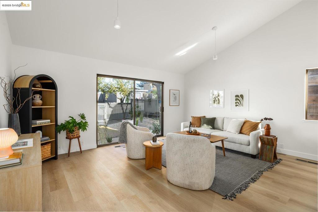 BERKELEY HILLS - Residential