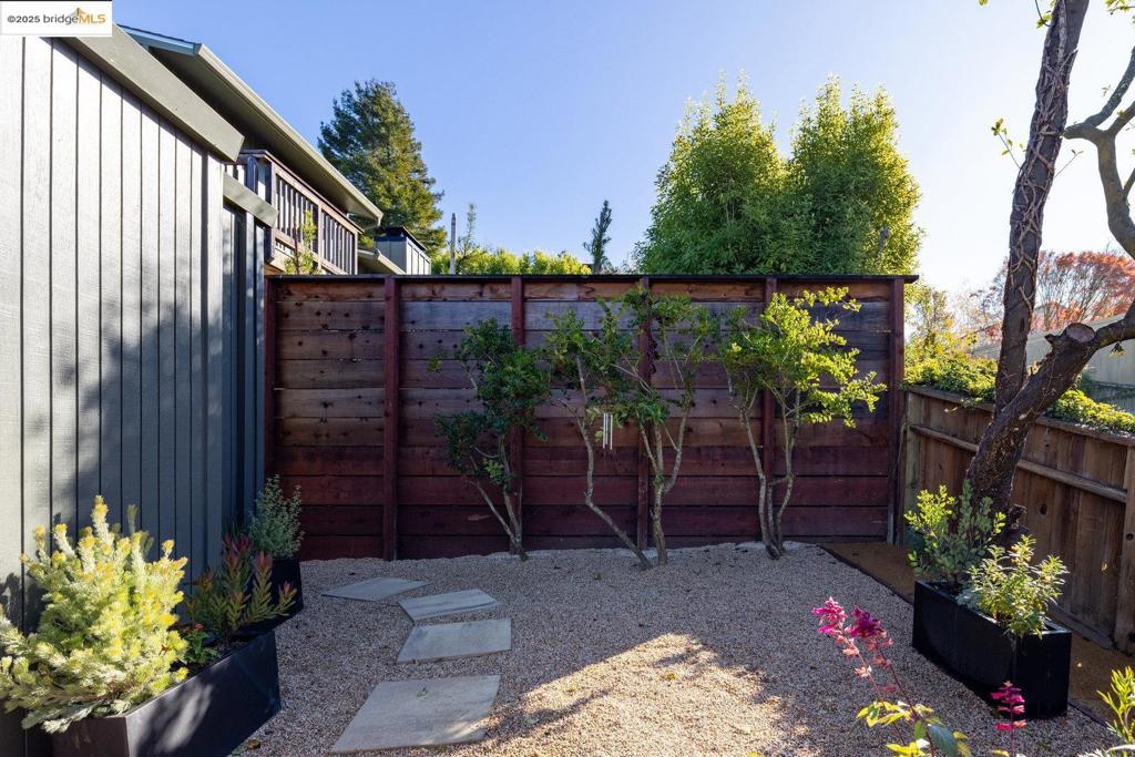 BERKELEY HILLS - Residential