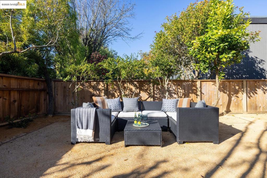 BERKELEY HILLS - Residential