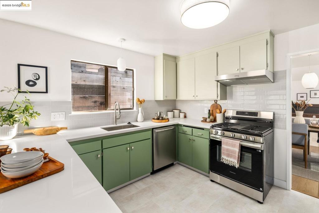 BERKELEY HILLS - Residential