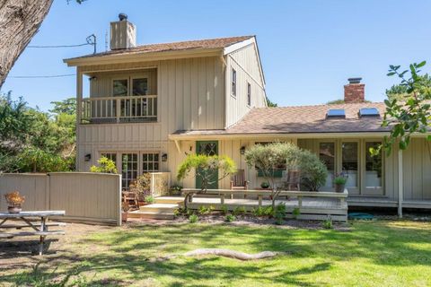 Photo of 1027 Vaquero Rd, Pebble Beach, CA 93953 (MLS # ML82044572)