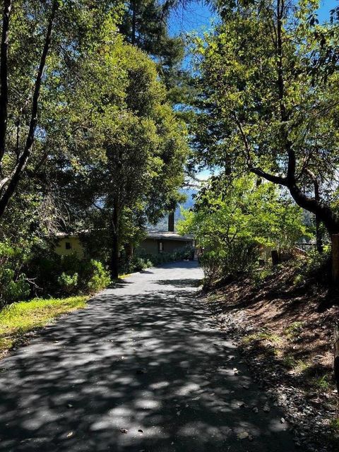 Photo of 630 Caudill Road, Watsonville, CA 95076 (MLS # ML82040174)