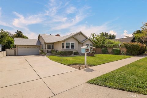 6552 Farralone Avenue Woodland Hills CA 91303