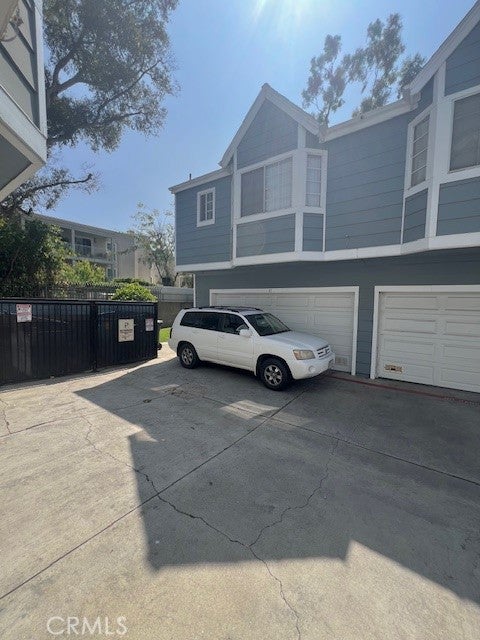 812 Inglewood
