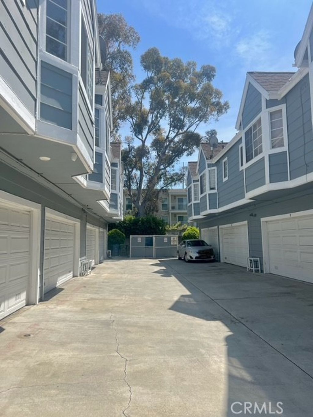 Photo of 812 Inglewood Ave, Inglewood, CA 90302 (MLS # PW26063224)