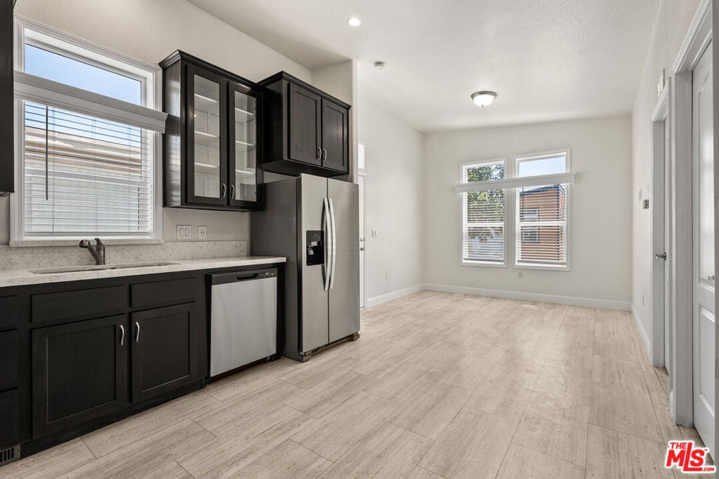 8250 Lankershim Boulevard 186