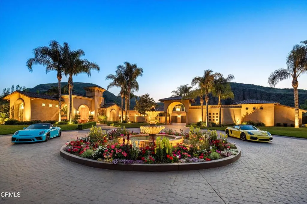 Santa Rosa, California 93012, United States, 5 Bedrooms Bedrooms, ,5 BathroomsBathrooms,Residential,Active,137901