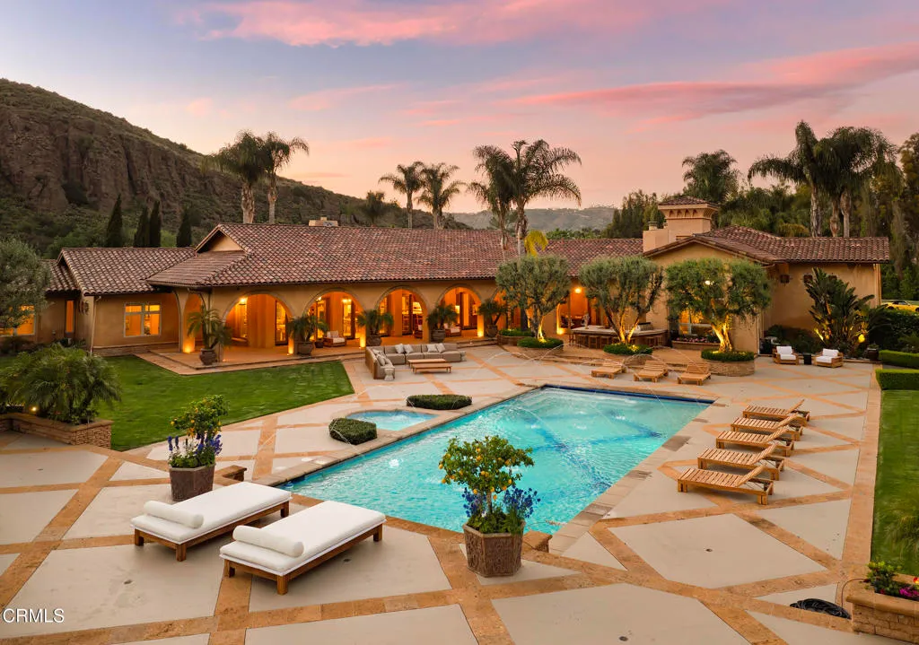 Santa Rosa, California 93012, United States, 5 Bedrooms Bedrooms, ,5 BathroomsBathrooms,Residential,Active,137901