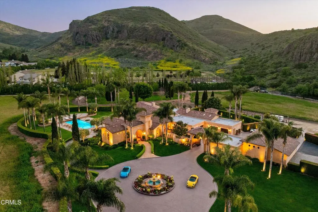 Santa Rosa, California 93012, United States, 5 Bedrooms Bedrooms, ,5 BathroomsBathrooms,Residential,Active,137901