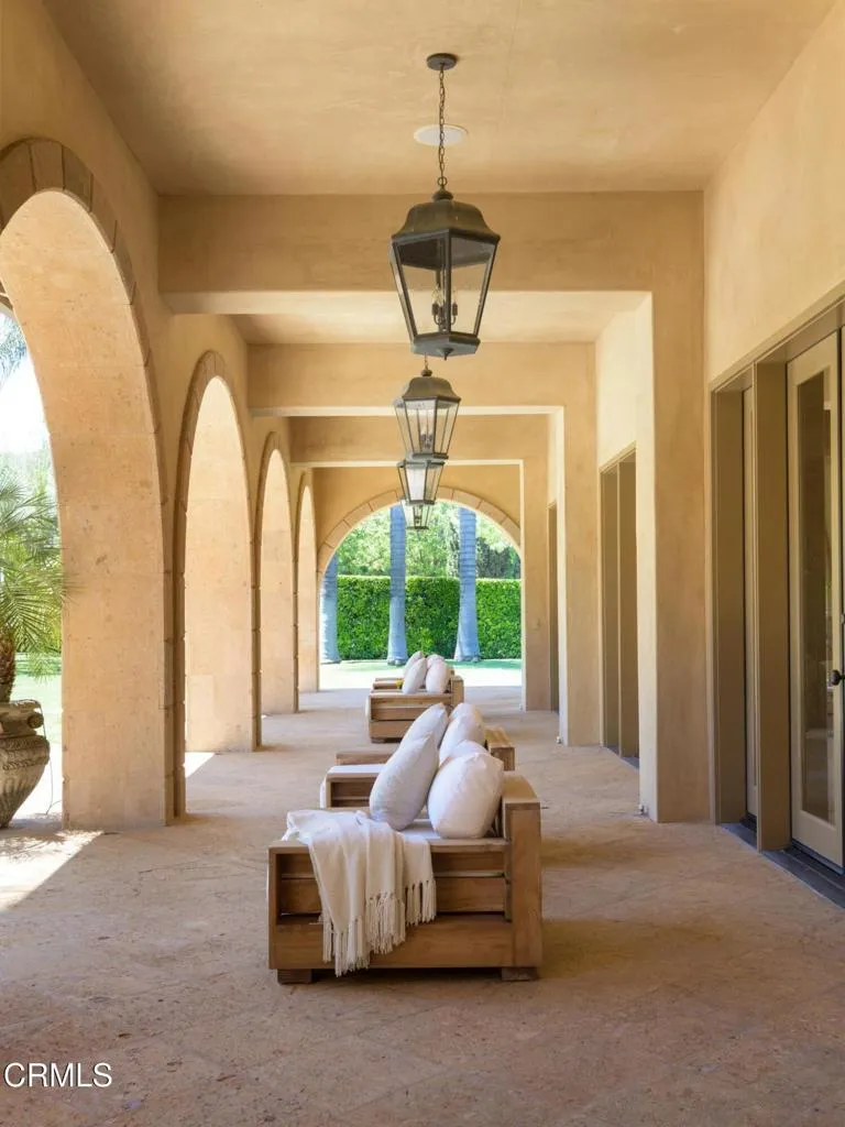 Santa Rosa, California 93012, United States, 5 Bedrooms Bedrooms, ,5 BathroomsBathrooms,Residential,Active,137901