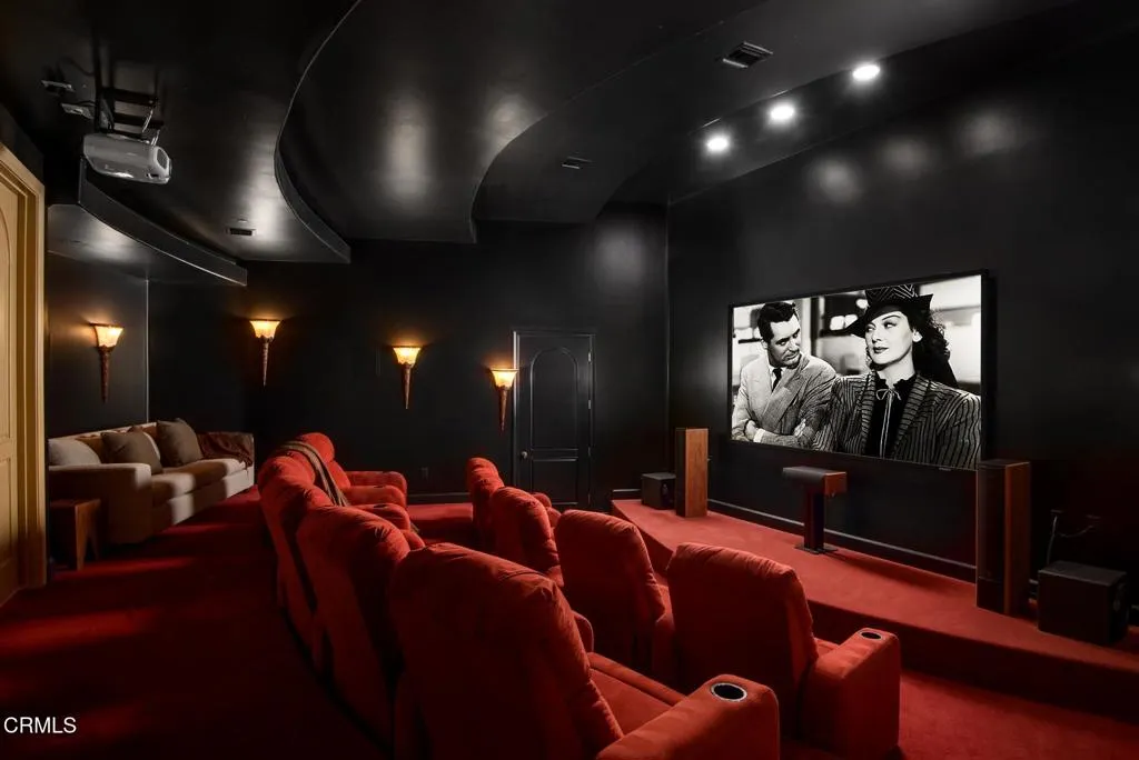 Santa Rosa, California 93012, United States, 5 Bedrooms Bedrooms, ,5 BathroomsBathrooms,Residential,Active,137901