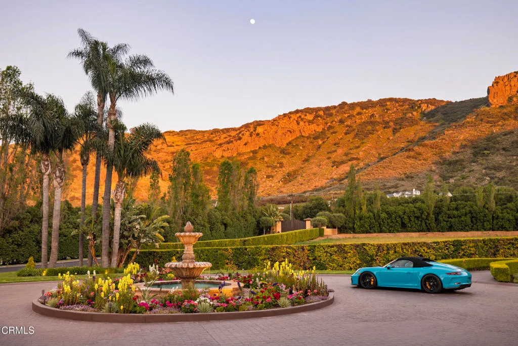 Santa Rosa, California 93012, United States, 5 Bedrooms Bedrooms, ,5 BathroomsBathrooms,Residential,Active,137901