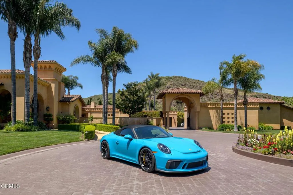 Santa Rosa, California 93012, United States, 5 Bedrooms Bedrooms, ,5 BathroomsBathrooms,Residential,Active,137901