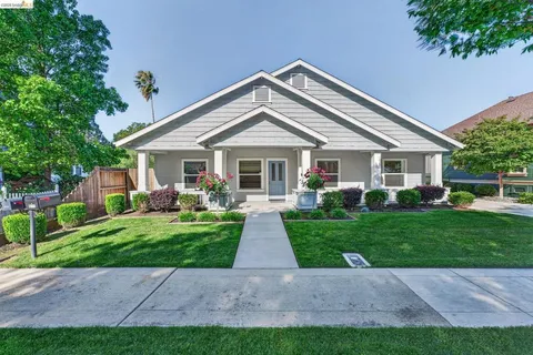 MLS: 41131335