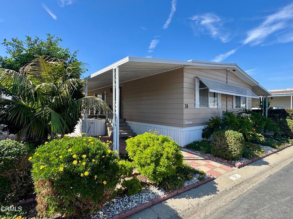 500 W Santa Maria Street 31