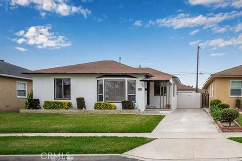 6016 Sugarwood Street Lakewood CA 90713