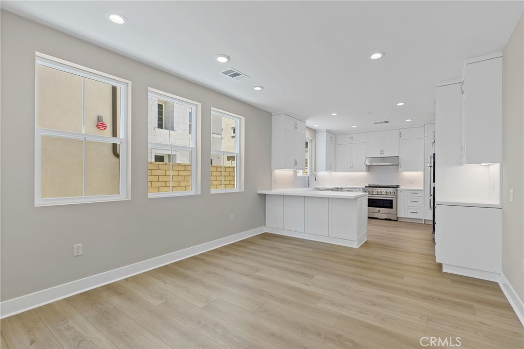 Vista Rose - Residential
