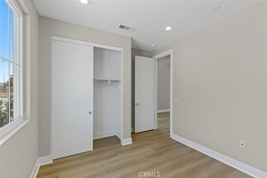 Vista Rose - Residential