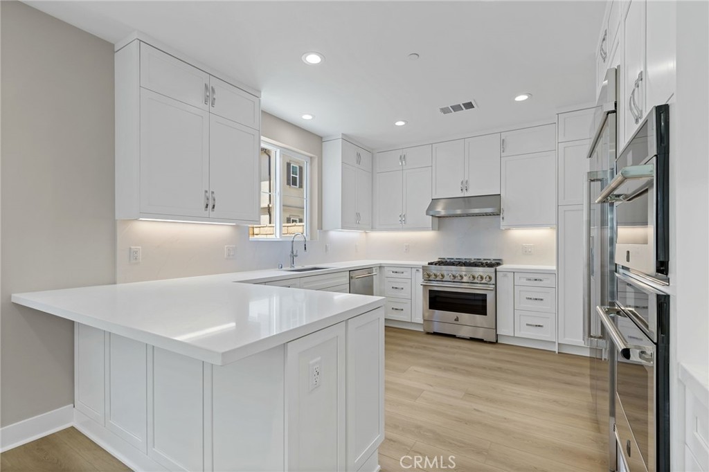 Vista Rose - Residential