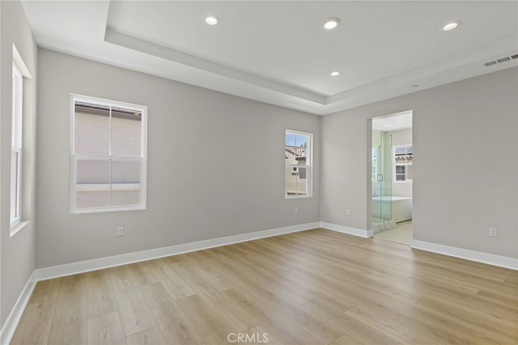 Vista Rose - Residential