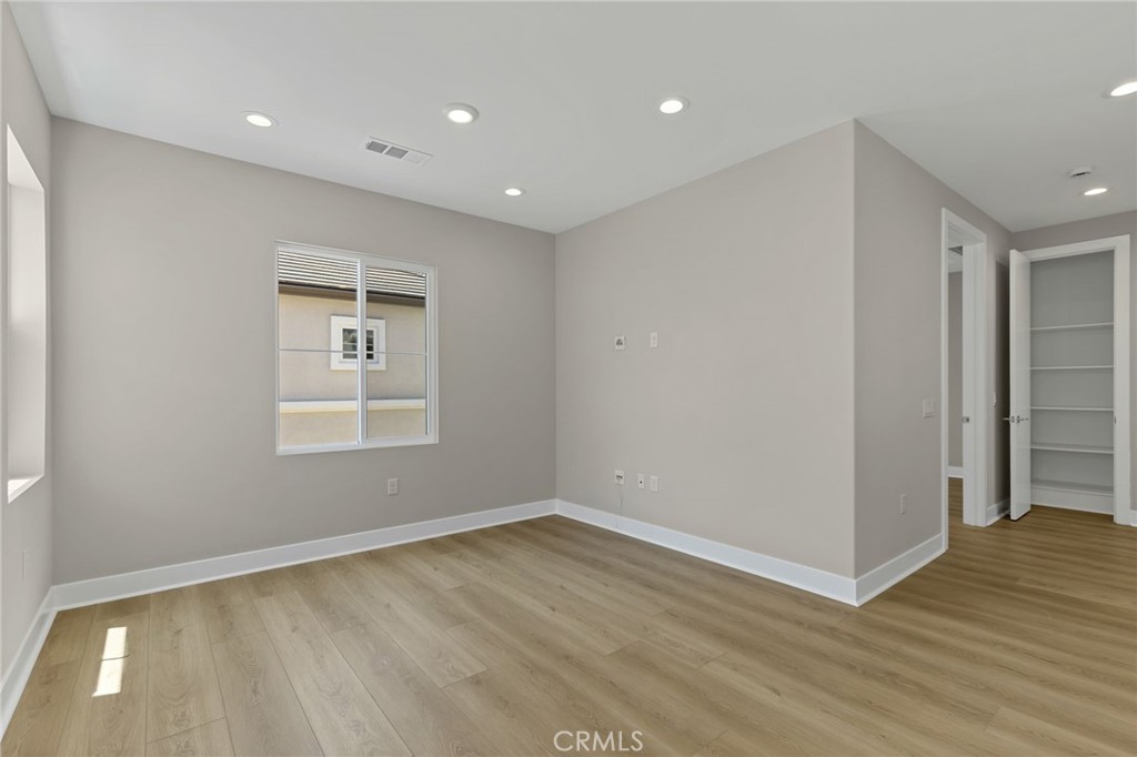 Vista Rose - Residential
