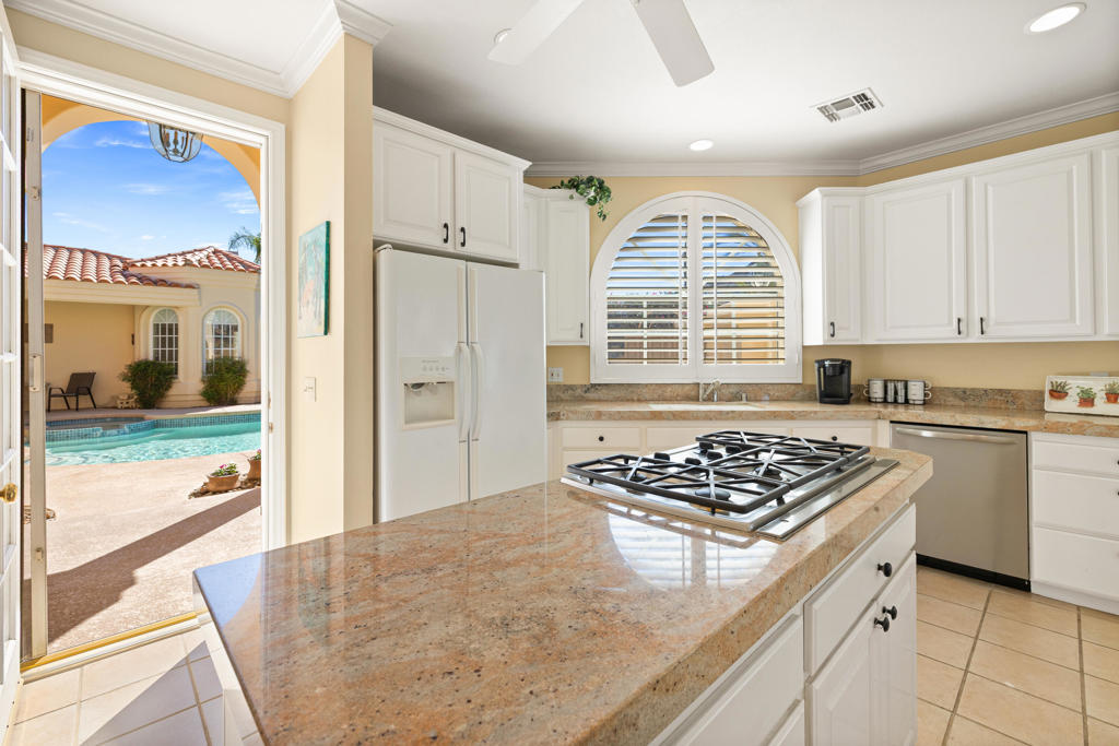 Indian Wells C.C. - Residential