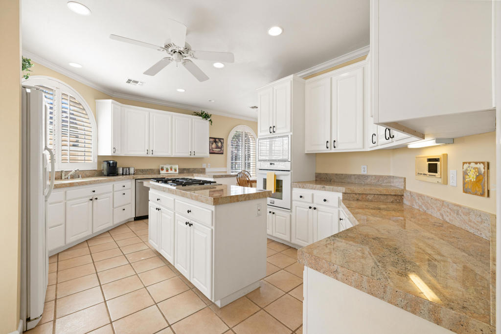 Indian Wells C.C. - Residential