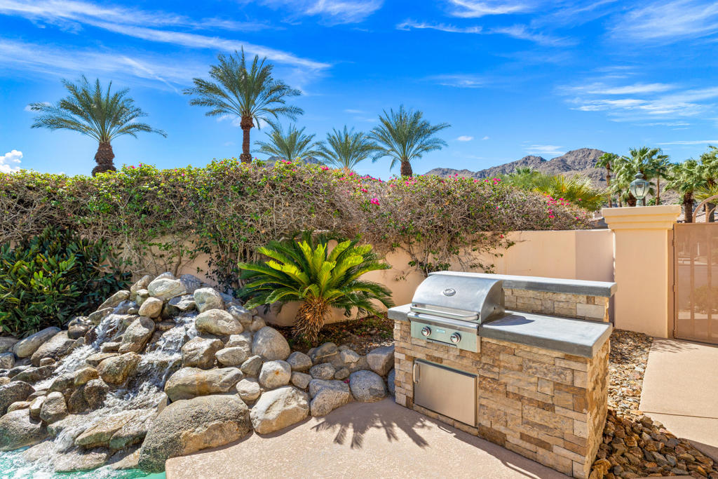 Indian Wells C.C. - Residential