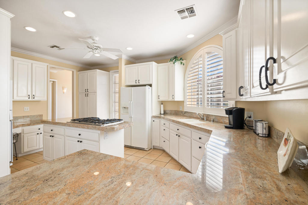 Indian Wells C.C. - Residential