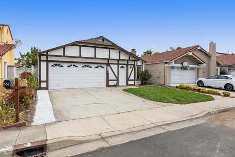 Photo of 555 Lanfair Circle, San Jose, CA 95136 (MLS # ML82052841)