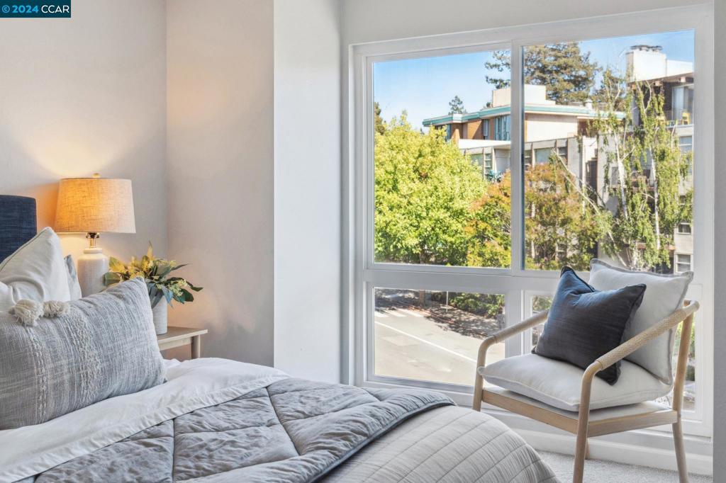 ROCKRIDGE - Residential