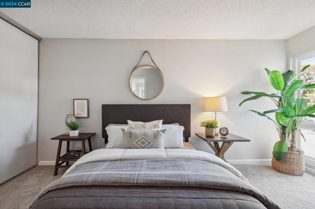 ROCKRIDGE - Residential