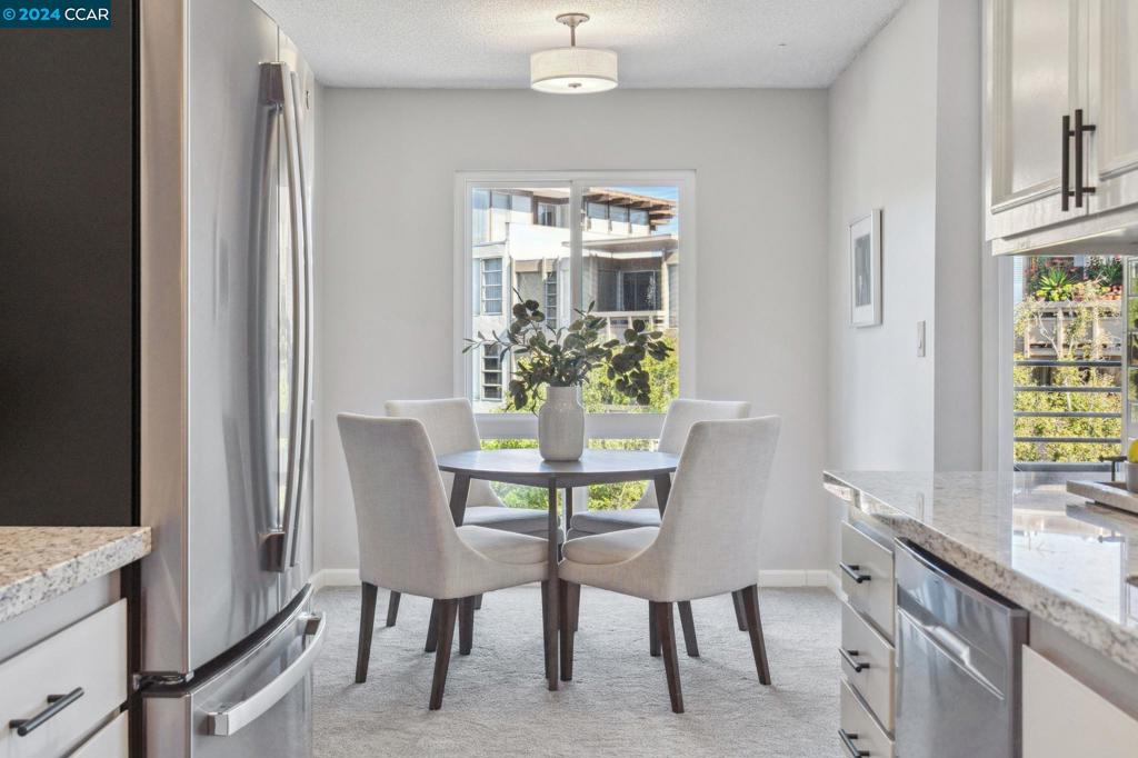 ROCKRIDGE - Residential