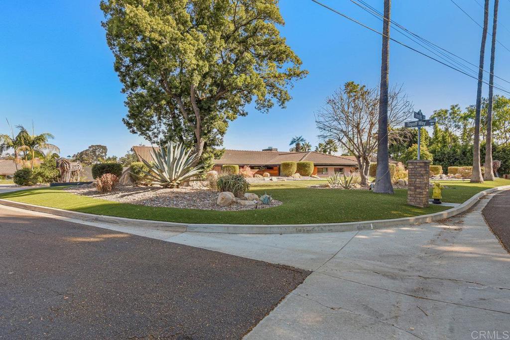 5455 Toyon Road