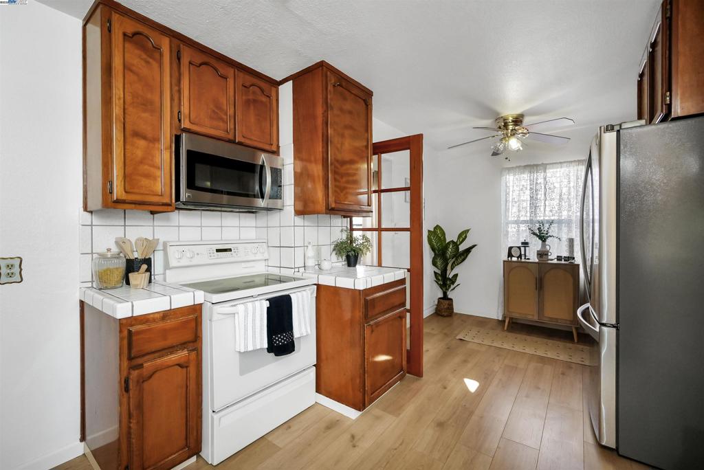 SOBRANTE PARK - Residential