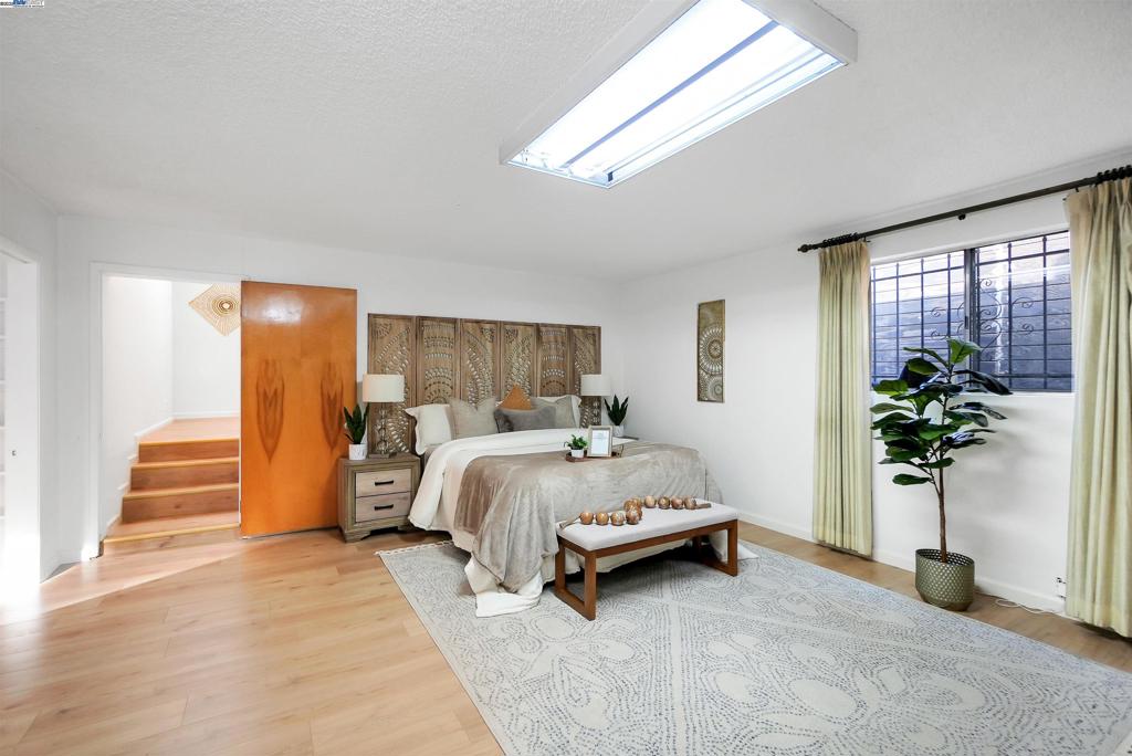 SOBRANTE PARK - Residential