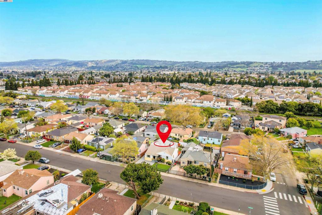 SOBRANTE PARK - Residential