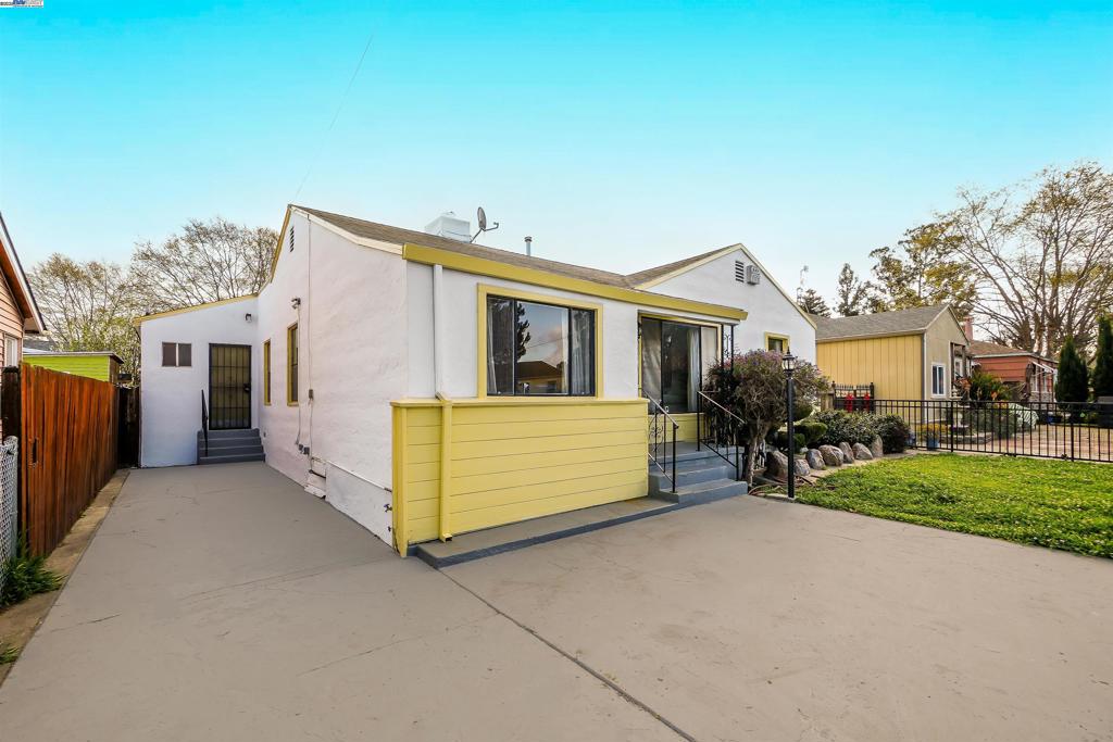 SOBRANTE PARK - Residential