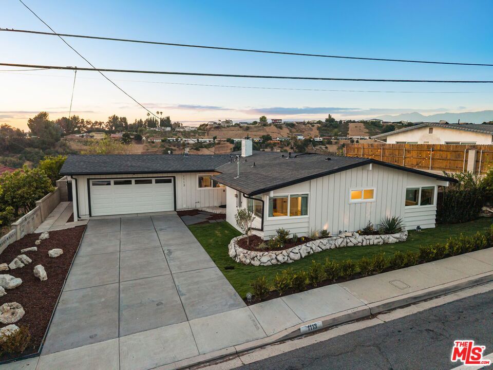 1113 Ridgecrest Street
