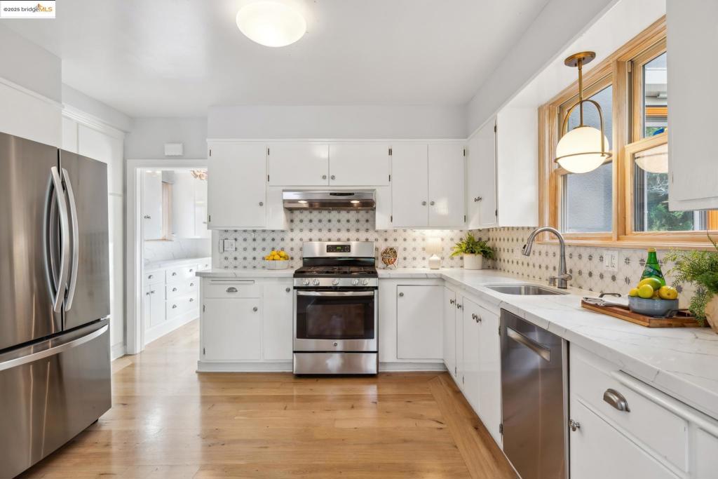 CLAREMONT - Residential