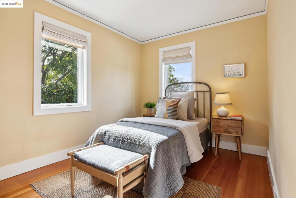 CLAREMONT - Residential