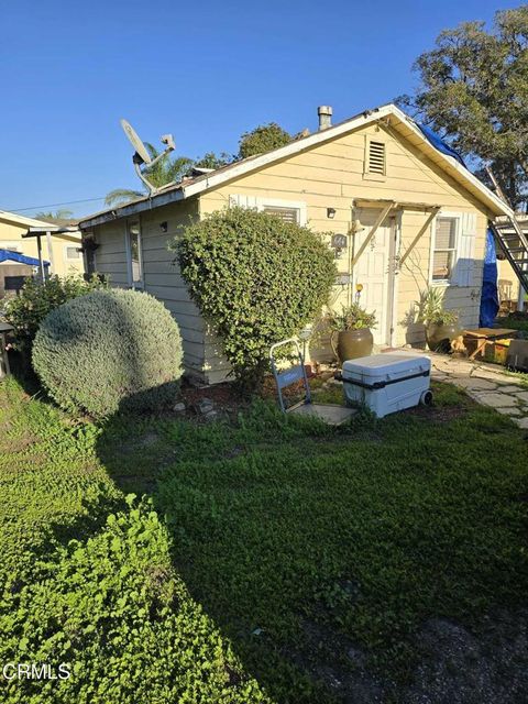 Photo of 644 S Saticoy Avenue, Ventura, CA 93004 (MLS # V1-36610)